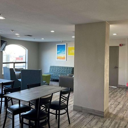 Days Inn By Wyndham Dallas Garland West Luaran gambar