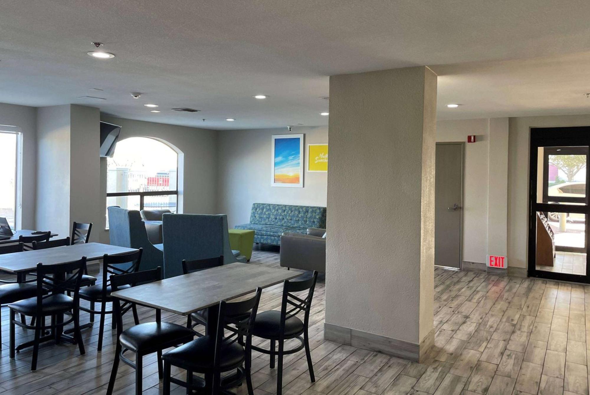 Days Inn By Wyndham Dallas Garland West Luaran gambar